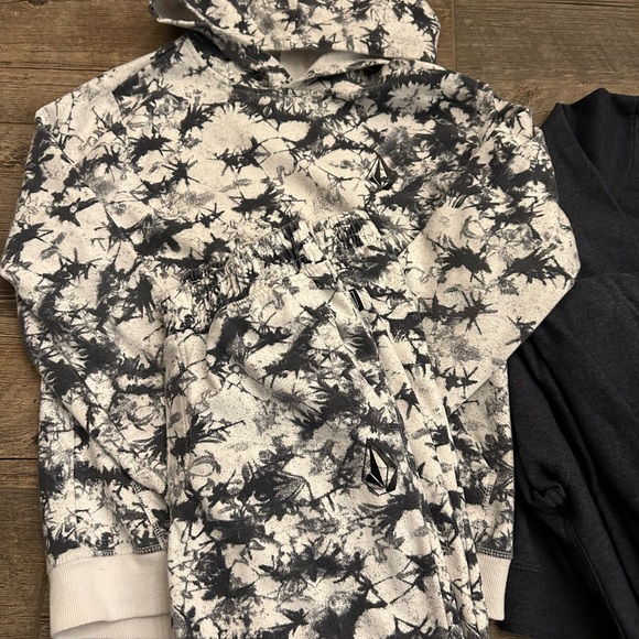 Big boy kids volcom sweatsuits XL 14/16 - Picture 2 of 4